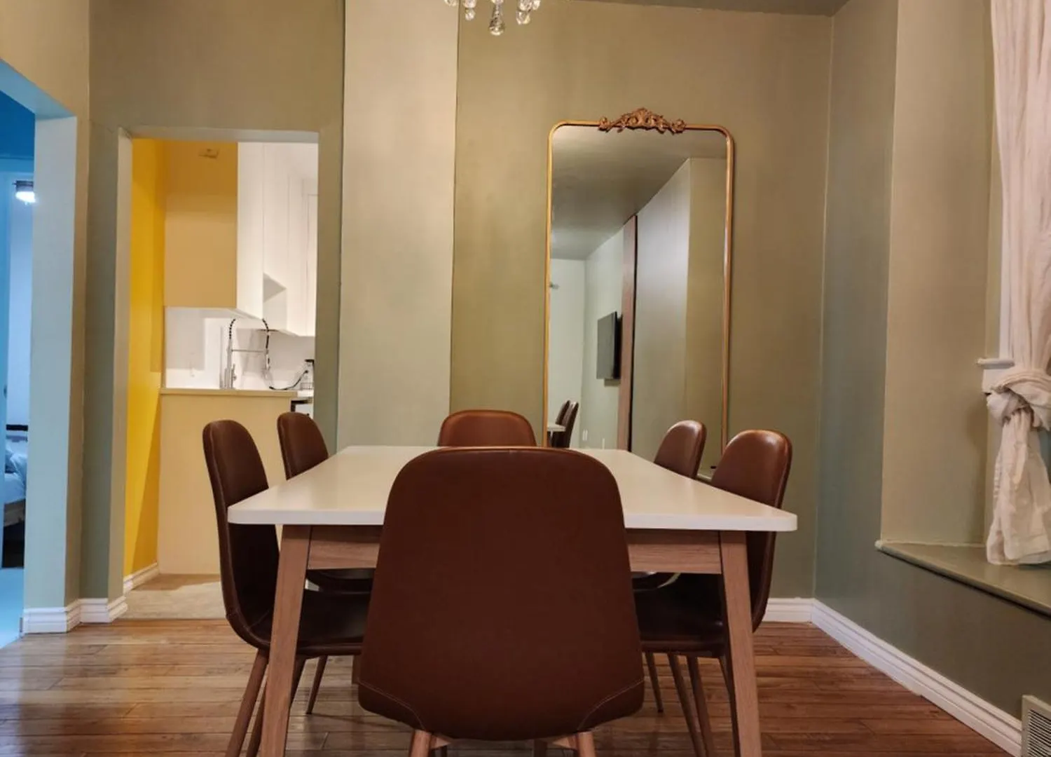 דירות YYC 2-Bed House For Downtown, Stampede & Mountains קנדה