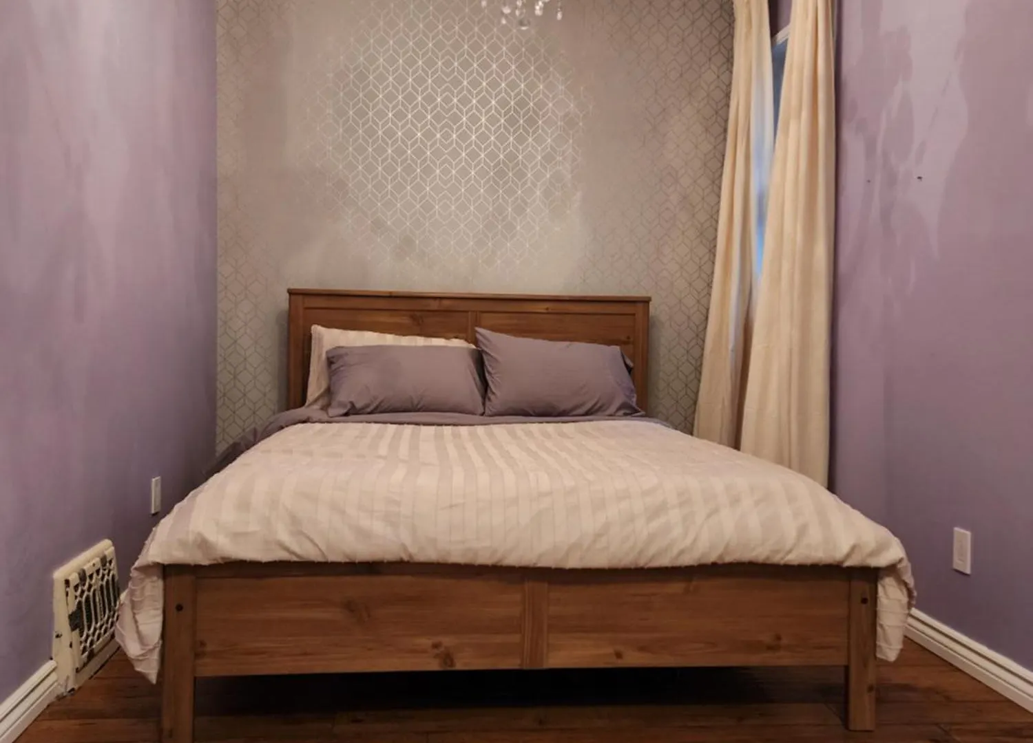 דירות YYC 2-Bed House For Downtown, Stampede & Mountains