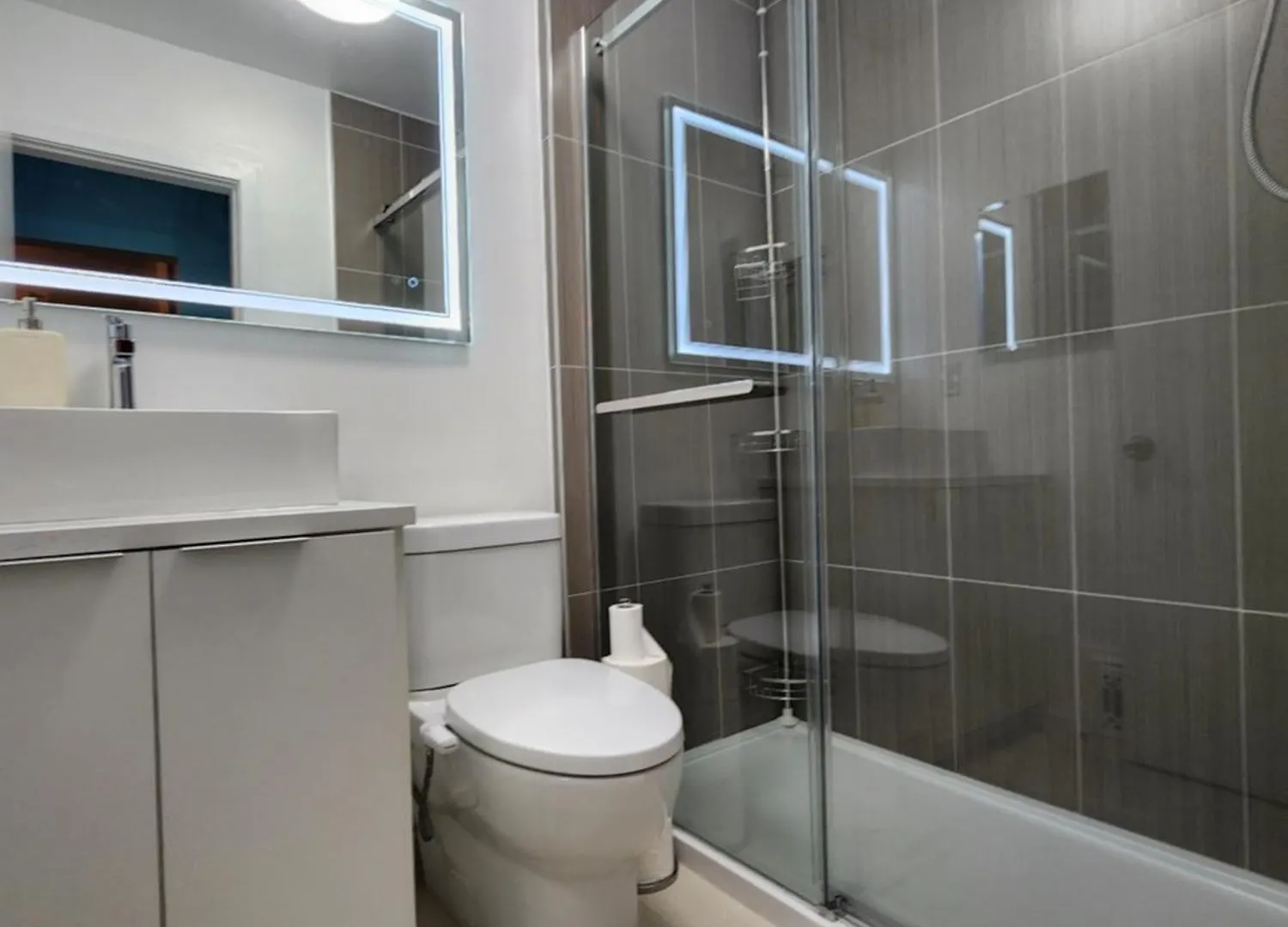 דירות YYC 2-Bed House For Downtown, Stampede & Mountains